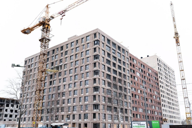 Компания строит не только жилье, но и детсады, парки, спортивные объекты, а также занимается расселением в рамках КРТ | Источник: Группа Аквилон