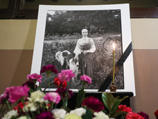 Легенды «Ленкома» встретились. Инну Чурикову похоронили на Новодевичьем кладбище рядом с Марком Захаровым
