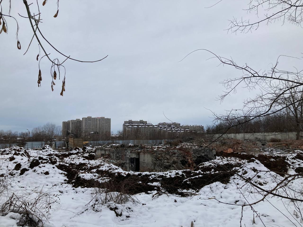 «Дачу» бывшего вице-губернатора Ахеджака снесли в парке на Затоне в  Краснодаре - 25 января 2024 - 93.ру