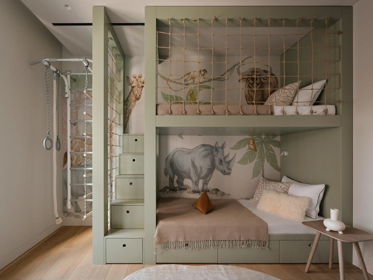 Кровать изготовлена на заказ, Ideal4Corner. | Источник: Максим Максимов. Стиль: Анна Бабенко, Марьям Кокурхаева