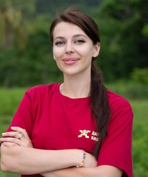 «Свето перечичи»: королева озвучки Дарья Блохина стала мемом после «Алых парусов — 2025»