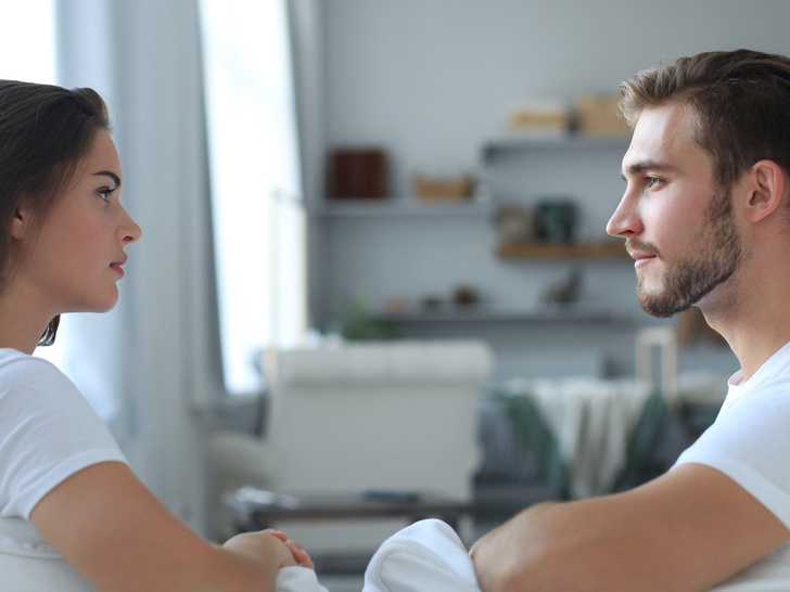 Сигналы и намеки: что означают взгляды мужчины при знакомстве — подробная инструкция