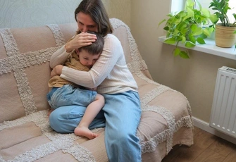 «У сына аутизм, муж не выдержал и ушел, а я продолжаю жить в усталости и тревоге. Неужели нормальной жизни для меня не существует?»