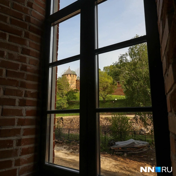 С одной стороны — кремль | Источник: Наталья Бурухина / NN.RU