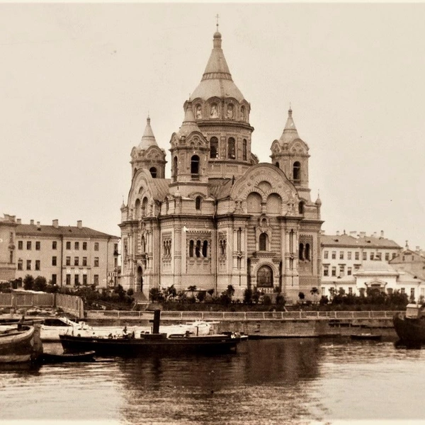 Источник: 1913 (?). Борисоглебская церковь на Калашниковской наб. Ателье К.&nbsp;К.&nbsp;Буллы