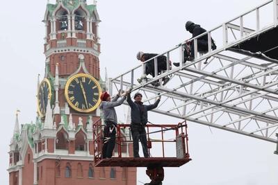 На Красной площади демонтируют трибуны после парада Победы