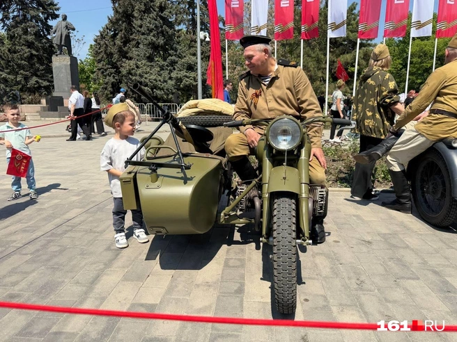 Советский мотоцикл с коляской | Источник: Евгений Вдовин / 161.RU