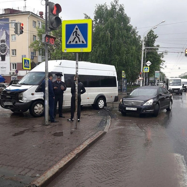Три пассажира автобуса получили травмы | ufa1.ru