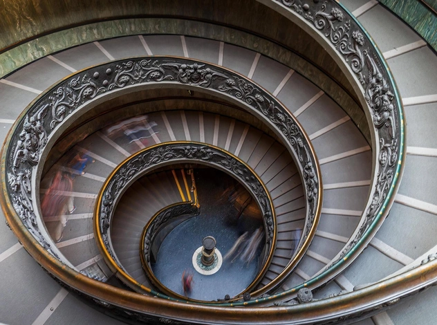 Мужчина: думает про Римскую империю. Bulgari: восстанавливает Вечный город