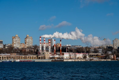 Лукойл-Ростовэнерго сократило убытки до 1,3 млрд рублей