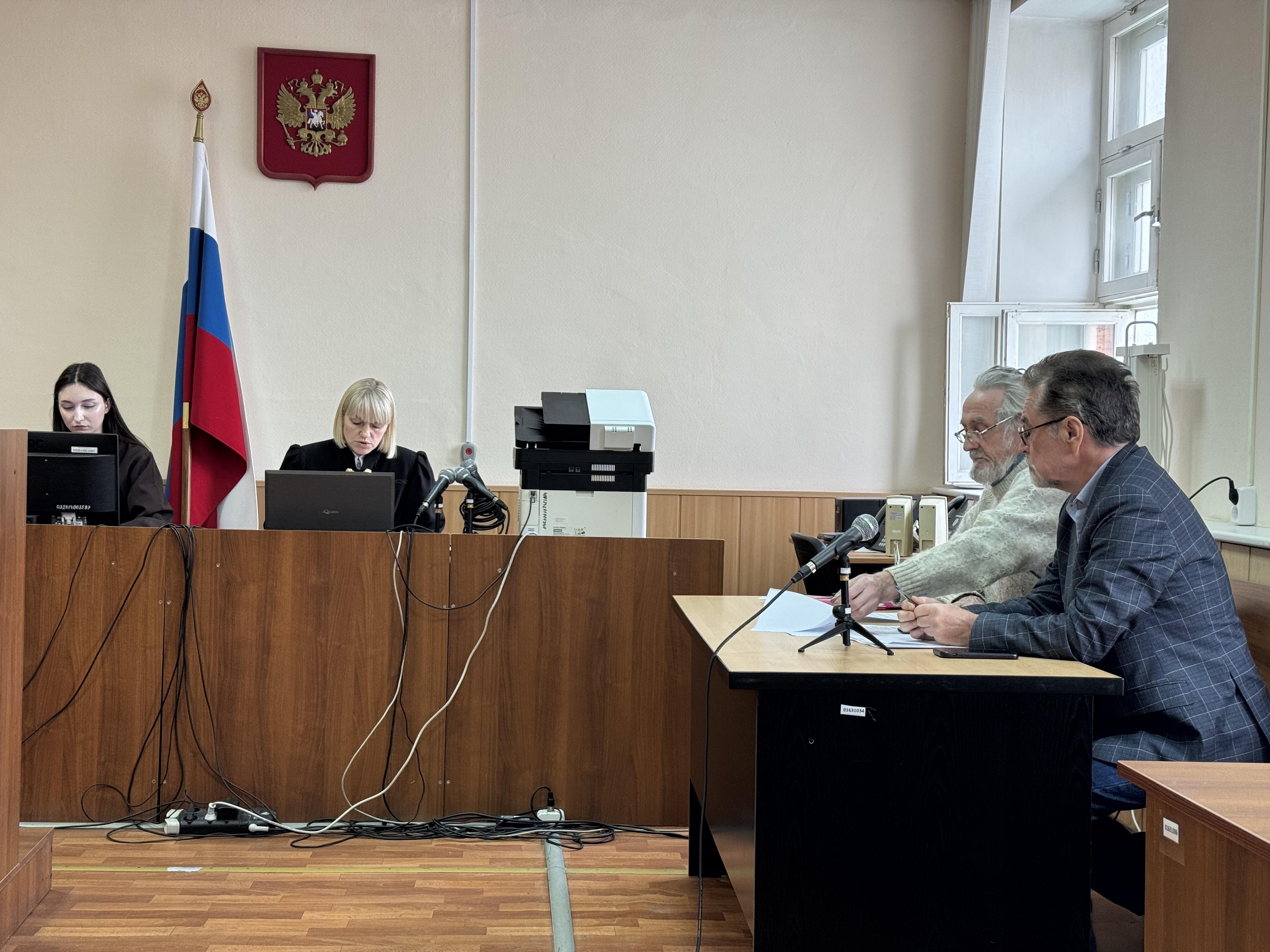 В Кургане началось рассмотрение иска Ивана Камшилова 