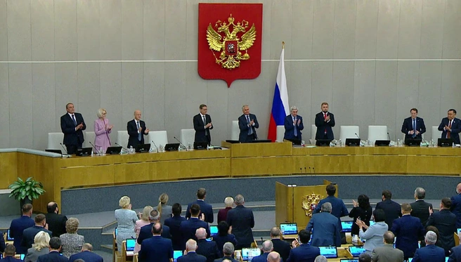 «Есть Путин — есть Россия». Володин и депутаты Госдумы поздравили Путина с 73-летием | Источник: Вячеслав Володин / «Телеграм»