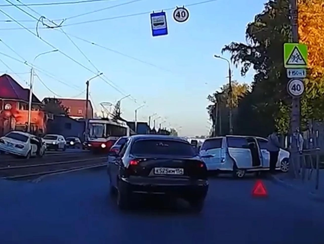 Авария произошла утром 10 сентября | Источник: «АСТ-54 Black»/telegram