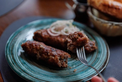 Куриный люля-кебаб в аэрогриле: быстрый рецепт