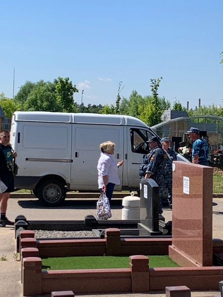 Так не провожали даже Толкунову и Галкина: третий день в Москве хоронят Юрия Шатунова