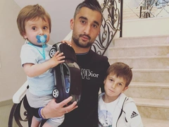 Годовалый сын футболиста Александра Самедова был госпитализирован с ожогами первой и второй степени