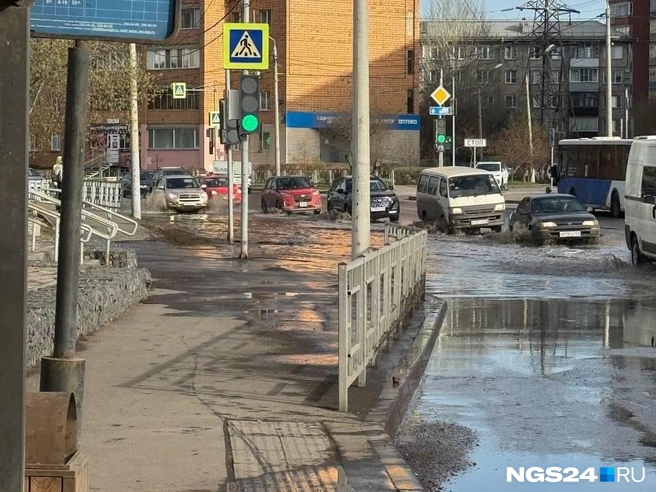 Теперь у автомобилистов появились проблемы | Источник: читатель NGS24.RU
