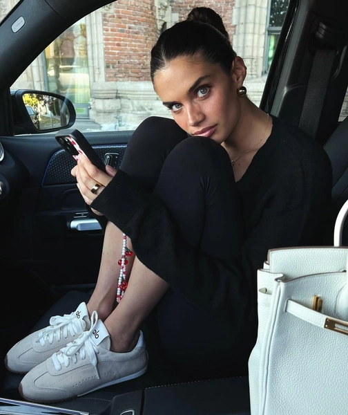 Источник: @sarasampaio