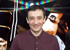 Выступает в Израиле и Канаде, пока группа дает концерты в РФ. Ушел ли бессменный лидер Евгений Хавтан из «Браво»