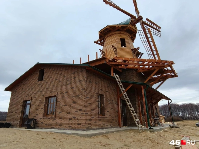 Мельницу хотят достроить в 2026 году | Источник: читательница 45.RU