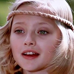 «Голубь мира» Катя Лычева: как сложилась судьба самой известной школьницы СССР