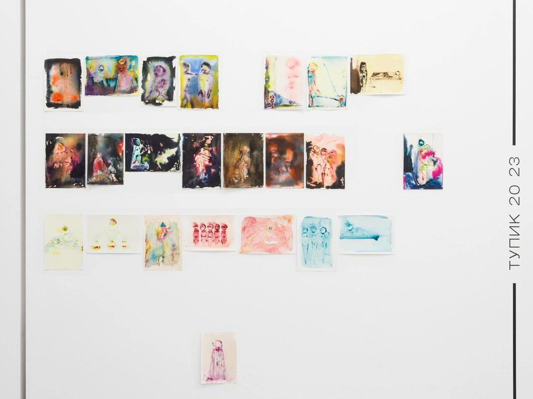 Место объединения независимых художников: почему стоит посетить ярмарку «Тупик 20 23» | marieclaire.ru