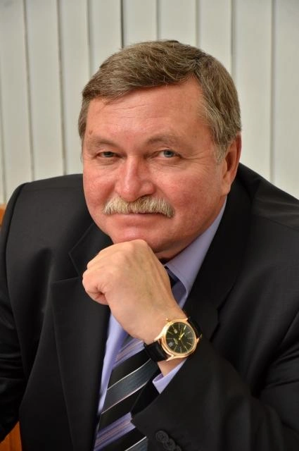 Владимир Иващенко, генеральный директор АО «Приволжтрансстрой»: «Волгоград – город, в котором мы строим с душой» | v1.ru