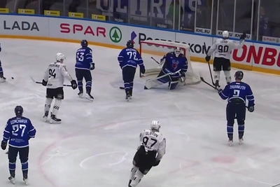 Трактор в гостях разгромил Торпедо