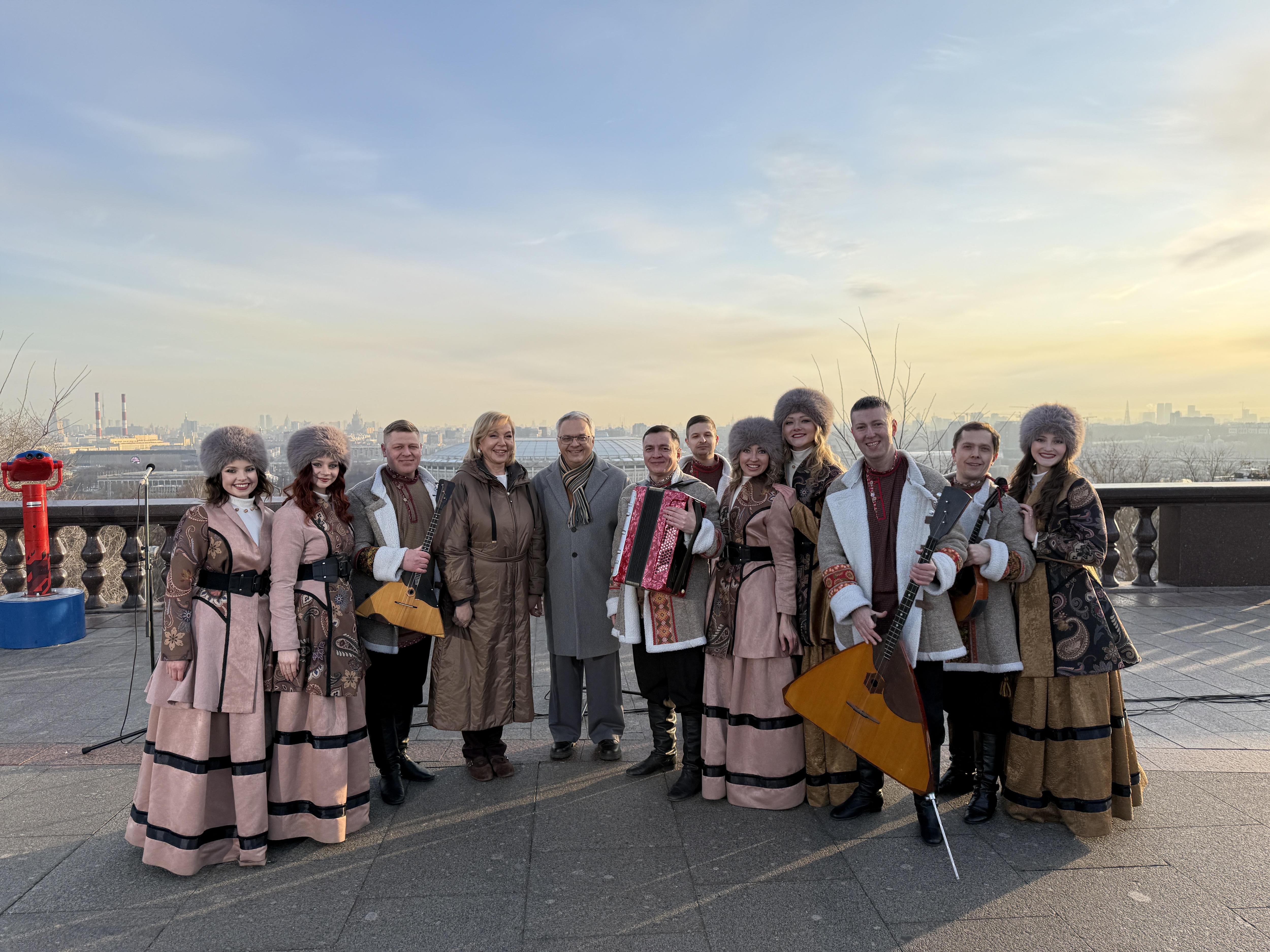 Пермские артисты выступили в прямом эфире программы Доброе утро на Первом канале: за что их похвалила Арина Шарапова