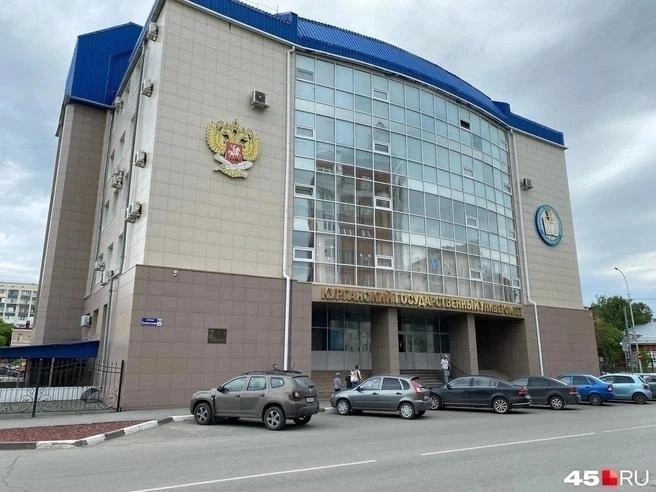 В КГУ конкурс на бюджетные места составил в среднем 7 человек на место | Источник: Кирилл Митин / 45.RU