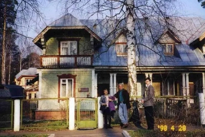 Зачем Эпштейн приезжал в Саров в 1998 году