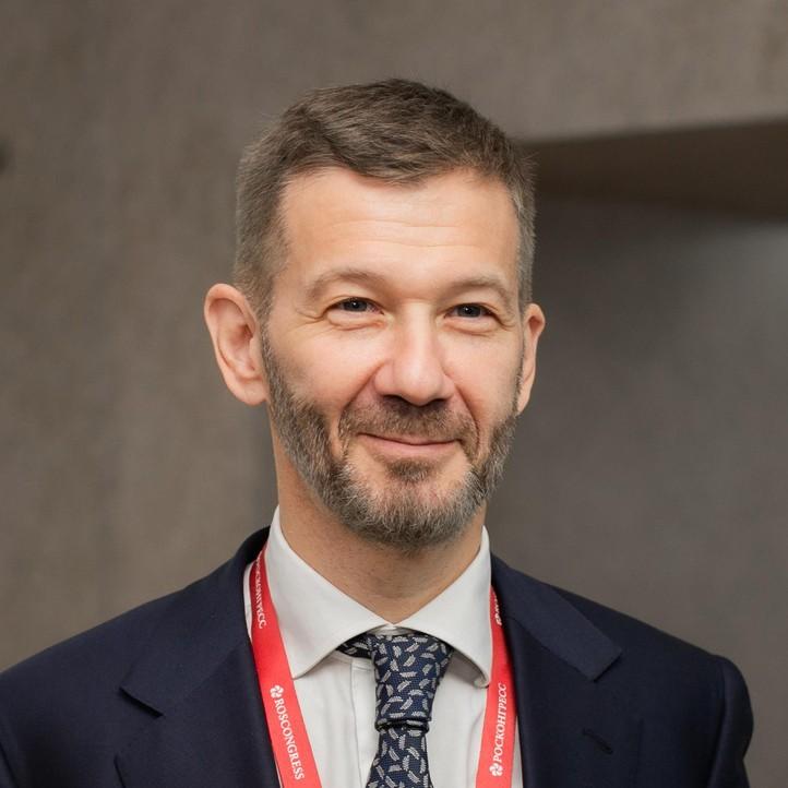 <p>Владислав Кузнецов</p>