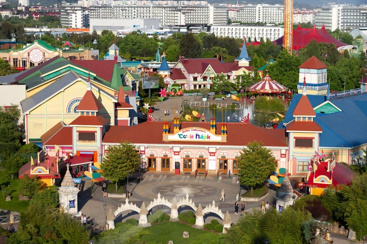 Парк развлечений «Сочи парк» | Источник: Vitaly Ilyasov/Shutterstock/Fotodom.ru