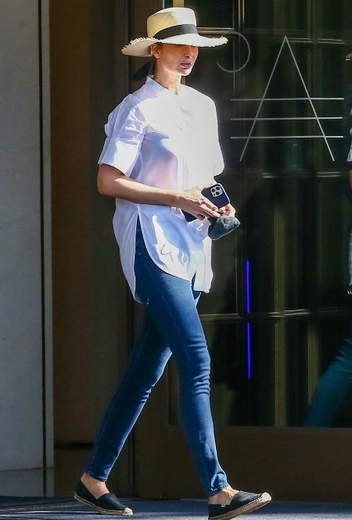 Иванка Трамп в Майами | marieclaire.ru