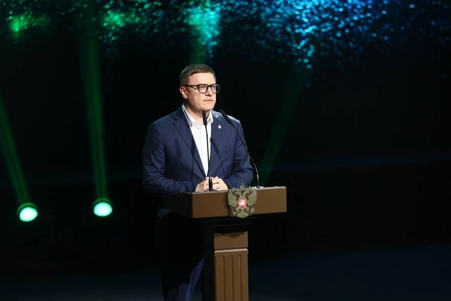 Алексей Текслер: «Эти фильмы&nbsp;— важная часть патриотического воспитания молодежи и возможность рассказать о нашем вкладе в общее дело» | Источник: Наиль Фаттахов / Пресс-служба правительства Челябинской области 