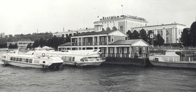 Дебаркадер у Перми I во второй половине XX века | Источник: История Перми Вконтакте / Vk