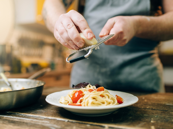 Как превратить макароны в ресторанное блюдо: 6 простых лайфхаков для идеальной пасты