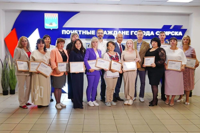 Награждение авторов инициативных проектов в Свирске | Источник: Законодательное Собрание Иркутской области