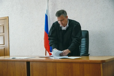 Жительницу Киреевска отправили под домашний арест за мошенничество