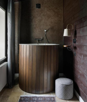 Деревянные ванны в интерьере: 15+ примеров