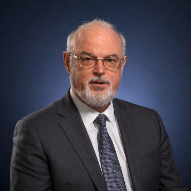 <p>Юрий Кнутов </p>