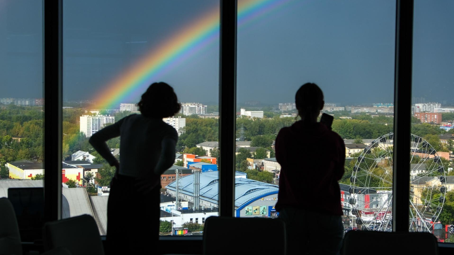 После первой майской грозы. Жители Ханты-Мансийска увидели двойную радугу