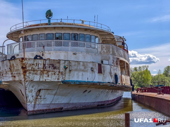 На этом теплоходе музыка уже не играет | Источник: Булат Салихов / UFA1.RU