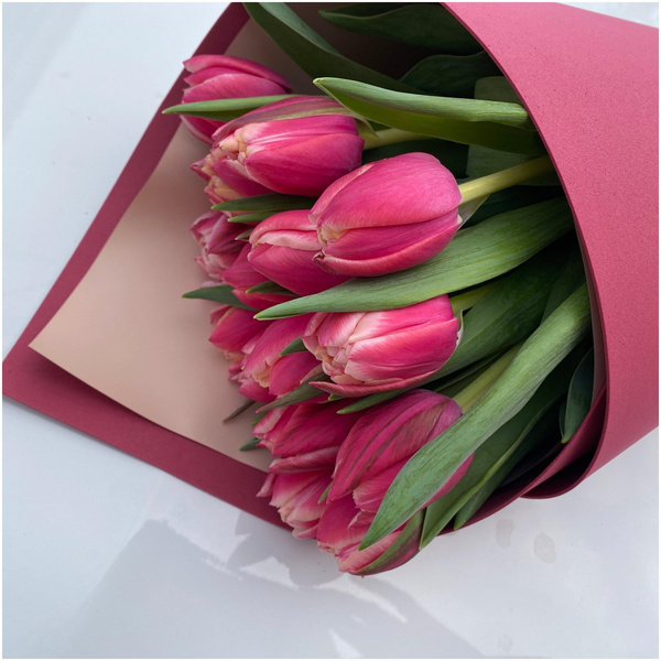 Букет из 15 розовых пионовидных тюльпанов, «Радуга Букет»