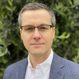<p><a target="_blank" rel="noopener nofollow" href="https://www.msss.com/about-us/jacob-schaffner.php">Джейкоб Шаффнер</a></p>