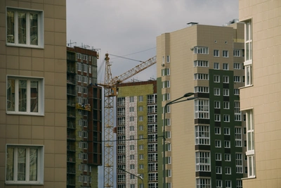 Сироты Алтайского края получили новое жилье