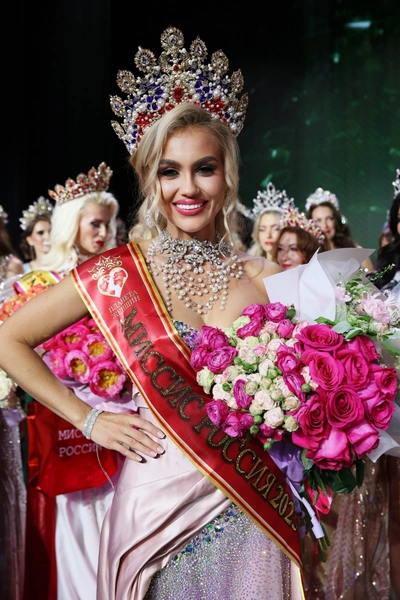 Екатерина Семенова | www.starhit.ru