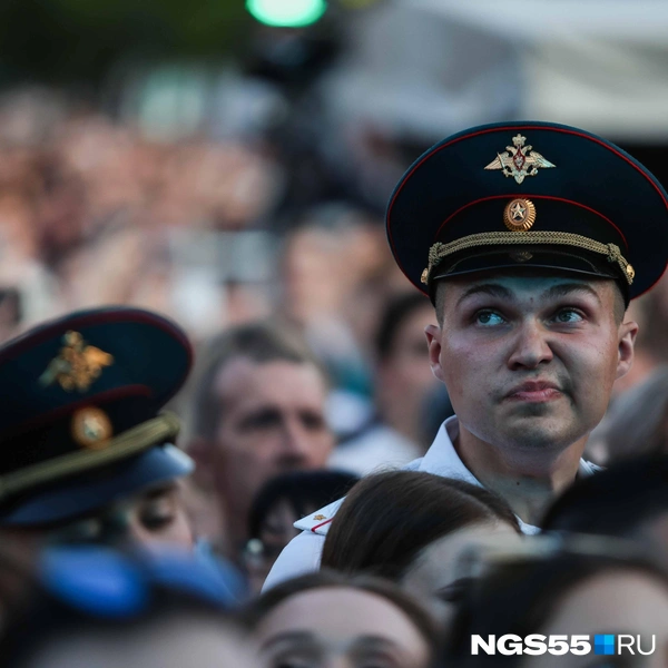 Обязательно следим за порядком  | Источник: Евгений Софийчук / NGS55.RU 