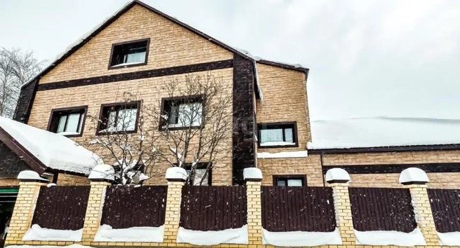 За коттедж в Сургуте просят 90 миллионов | Источник: etagi.com