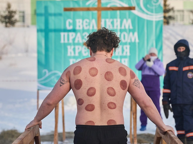 Этот молодой человек демонстрирует решительный настрой. | Источник: Александр Ощепков / NGS.RU